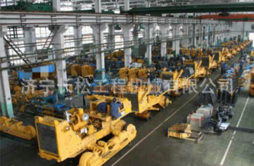 卡特山重三一柳工小松挖掘機(jī)維修 行走跑偏問(wèn)題解析與濟(jì)寧長(zhǎng)松的專(zhuān)業(yè)解決方案